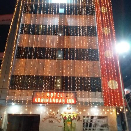 Hotel Abhinandan Inn Джапур Экстерьер фото