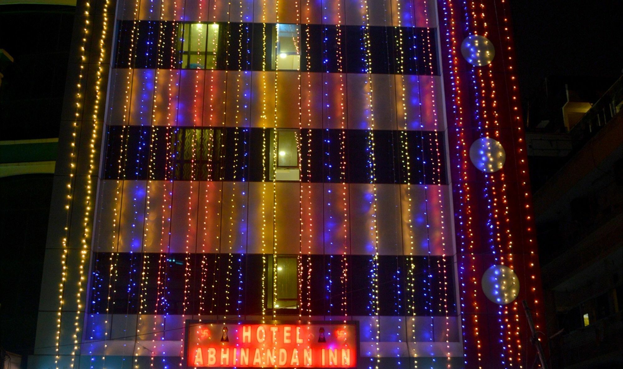 Hotel Abhinandan Inn Джапур Экстерьер фото